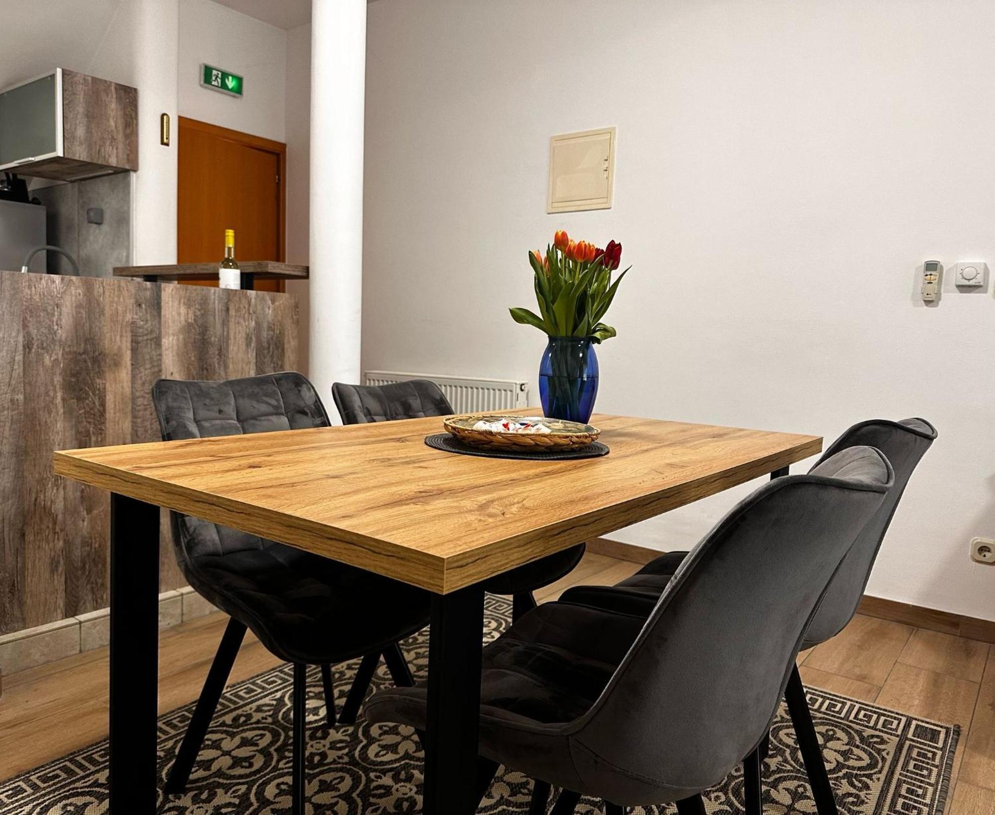 Apartmani Roko บีโอกราดนาโมรู ภายนอก รูปภาพ